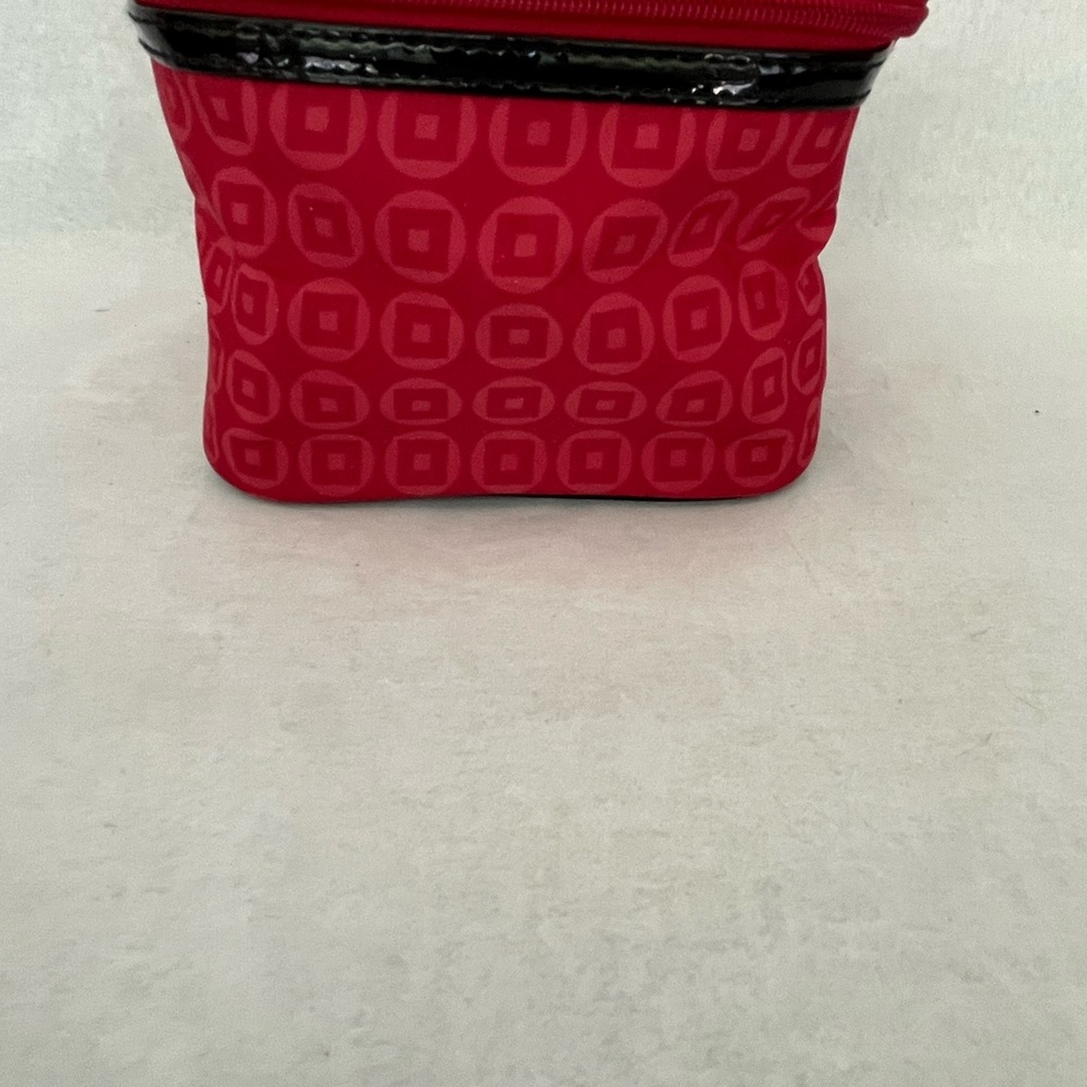 Lancome Red and Black Cosmetic Bag Set with Geometric Design - Picture 5 of 9